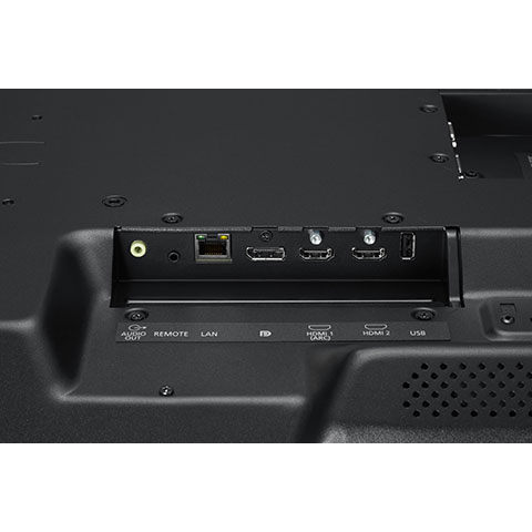 M321 Connectivity bottom